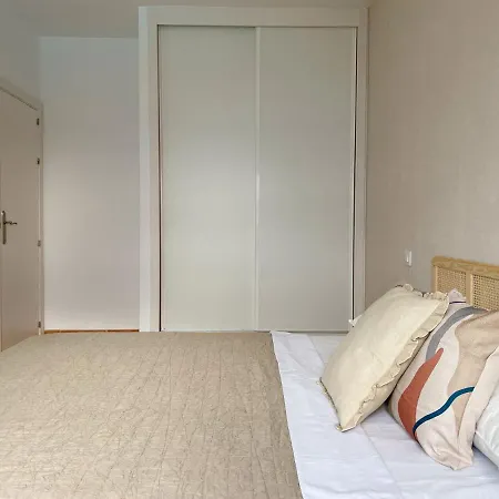 Casa Bezunia, Apartamento *
